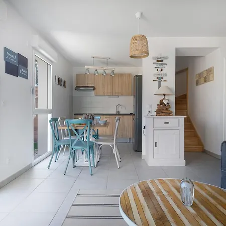 Holiday home La Maison Des Lys Yourhosthelper